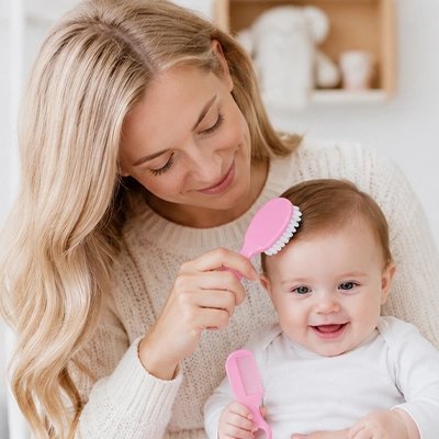 Brosse cheveux bebe rose avec maman douce 