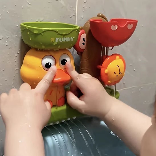Jouet baignoire bebe en circuit d'eau forme canard